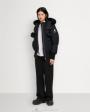 Navy / Black Shearling